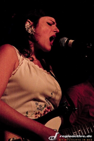 Gemma Ray (Live in Heidelberg 2009)
Foto: Achim Casper punkrockpix