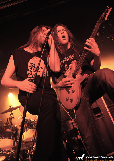 Gama Bomb (Live bei der Killfest Tour 09)
Foto: Marco "Doublegene" Hammer
